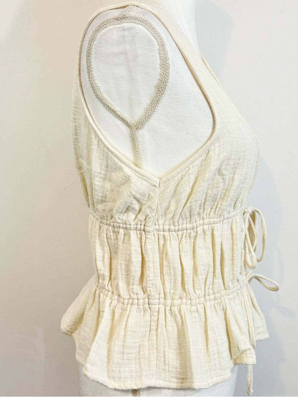 Aerie NWT Cream Gauze Tie Front Top Peplum Sleeveless Boho Cotton Blouse Medium - Picture 3 of 11
